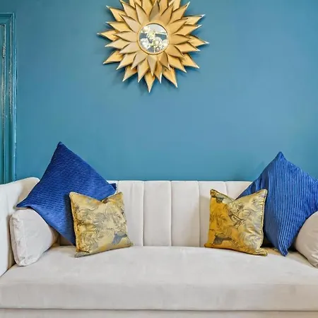 The Artist Abode In - Hot-tub - Parking בית נופש