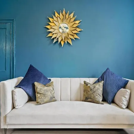 בית נופש The Artist Abode In - Hot-tub - Parking *