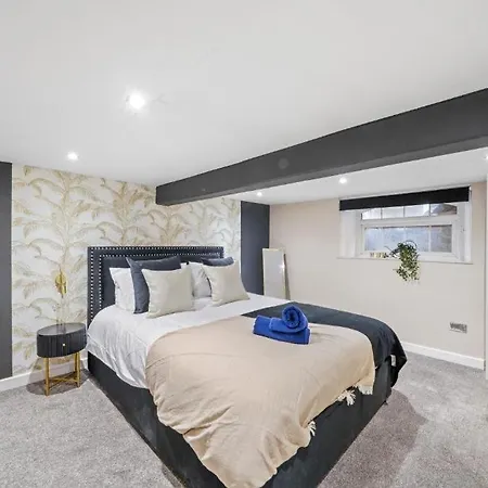 度假居 The Artist Abode In - Hot-tub - Parking