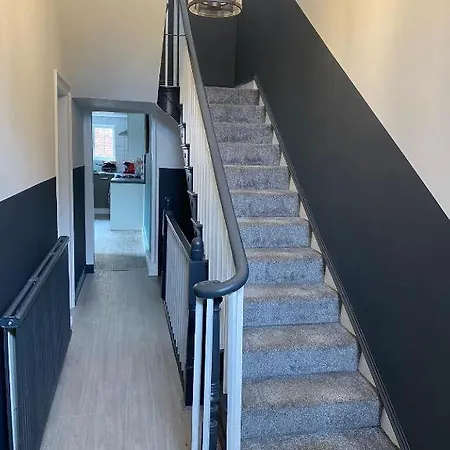 The Artist Abode In - Hot-tub - Parking 惠特比