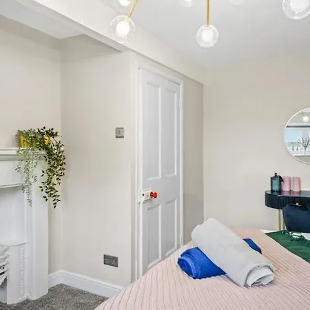 The Artist Abode In - Hot-tub - Parking 度假居 惠特比