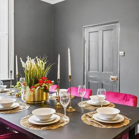 The Artist Abode In - Hot-tub - Parking