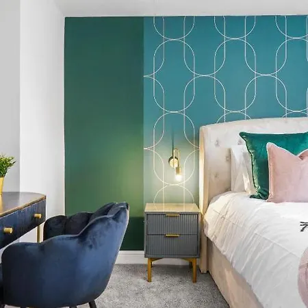 The Artist Abode In - Hot-tub - Parking 度假居