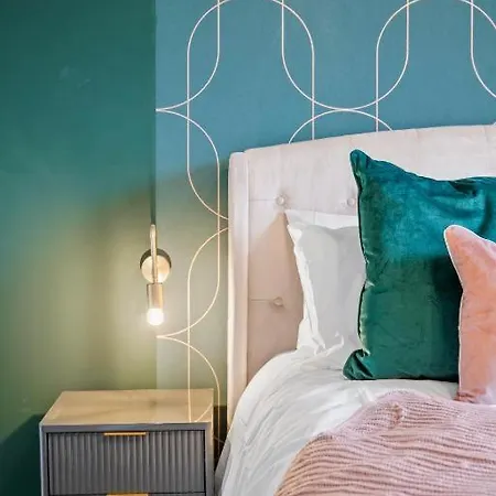 The Artist Abode In - Hot-tub - Parking * 惠特比