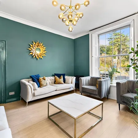 The Artist Abode In - Hot-tub - Parking בית נופש