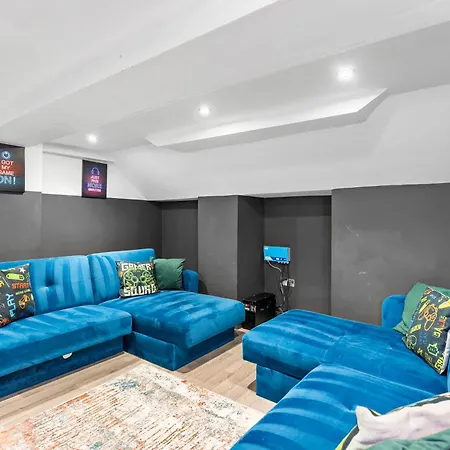 Prázdninový dům New! - Beautiful 5 Bed In - Hot-tub - Parking Whitby